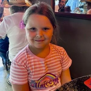 Meet your Posher, Sherry